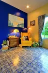 Little Cottage Hotels in Makham District