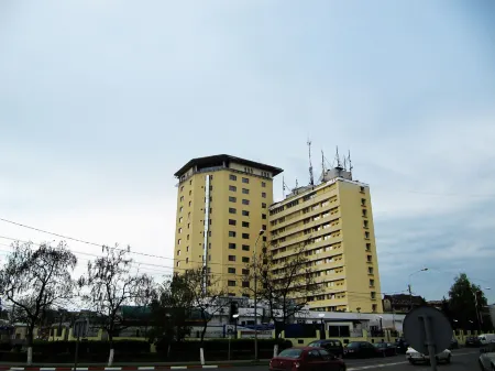 Prahova Plaza Hotel Отели в г. Targsoru Vechi