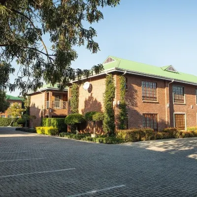 Mosate Lodge Hotels near Peter Mokaba Stadium