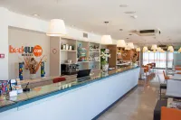 圖德拉4U住宿飯店 - 酒吧