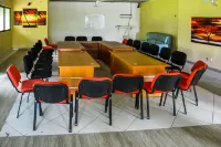 Greenwood Resort Hotel di Kibaoni
