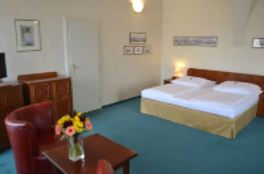 Adalbert Ecohotel Hotels in der Nähe von Letohradek Hvezda (Star Villa)