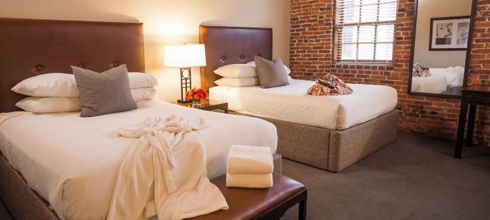Cork Factory Hotel Hotels in Lancaster County