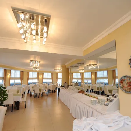 Hotel Aisi
