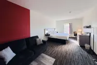 Ramada by Wyndham Sparta/At Speedway Hotel di Vevay