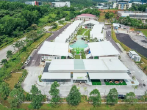 Dash Box Hotel Cyberjaya Hotels near i-Tech Tower