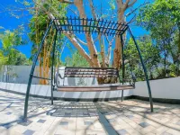 Pearl White Palace Отели рядом с достопримечательностью «Wickramabahu Central College»