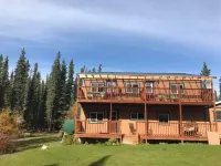 A Hyde Away Inn B&B - Homestays