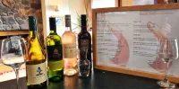 The Four Seasons Hotel - bar