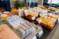 Comfort Suites Londrina - breakfast