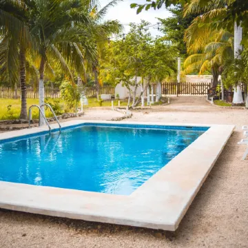 Royal Palm Bacalar Cabañas & Lagoon Club