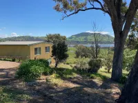 Burnt Creek Cottages - Mountain view