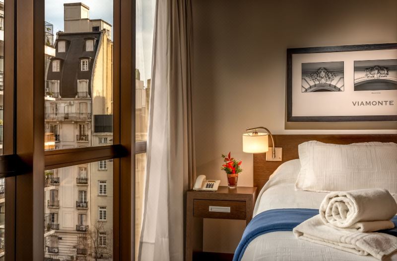 Up Viamonte Hotel