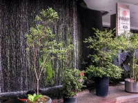 Nikkey Palace Hotel โรงแรมใกล้จัตุรัสลีแบร์ดาจิ