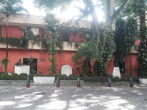 突莉潘思快捷酒店