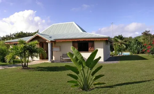 Résidence le Vallon Guadeloupe Parc Piscine Appartements & Studios