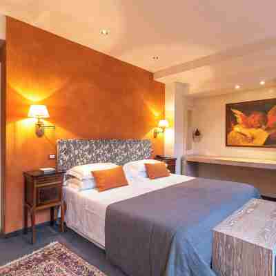 Charming Hotel dei Chiostri Rooms