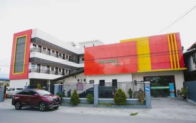 Rajawali Inn Hotel a 