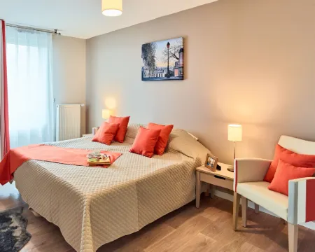 Zenao Appart'hôtels Suresnes Hotels in Suresnes