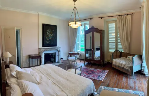 Chateau de Bellefontaine Hotels in Cannes-Écluse