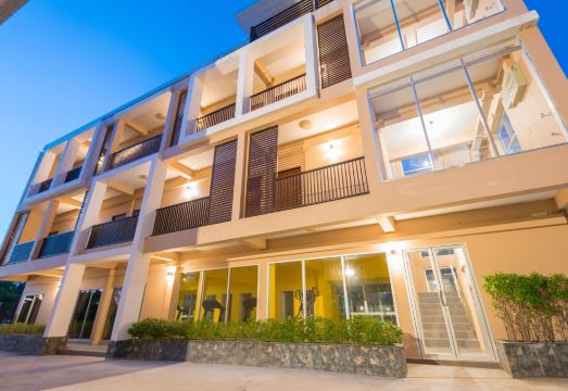 더 부아 수영장