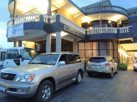 Bella Casa Hotel Отели в г. Грэйтер Монровия