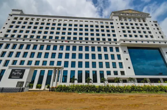 Hotel TIP Top International Pune Hotels near Balewadi Stadium