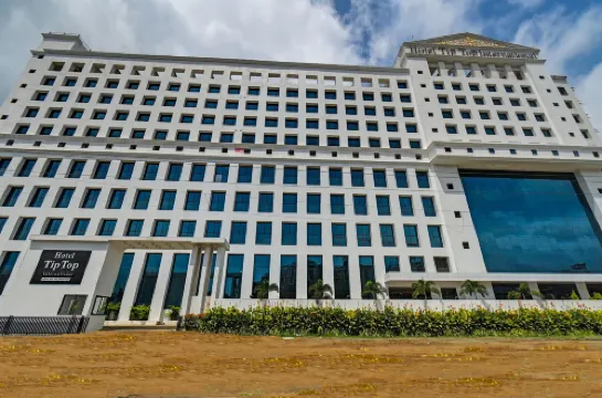 Hotel TIP Top International Pune
