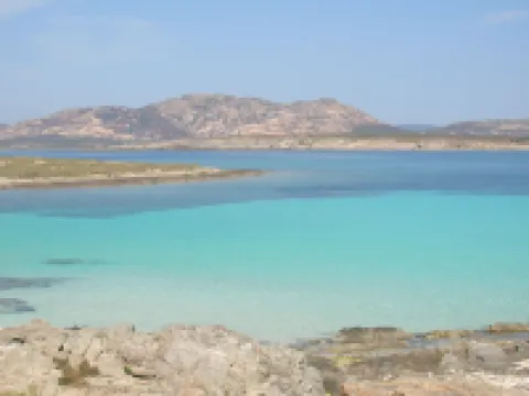 モダン 1 ベッド アパートメント スリープ 3 シービュー オンリー 700mt フロム シー ヴァッレドーリアのホテル