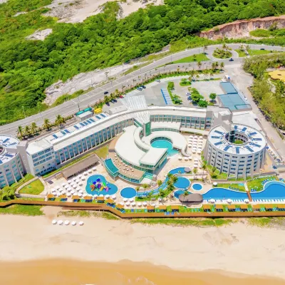 Costeira Palace Beach Resort All Inclusive Отели рядом с достопримечательностью «Пляж Рединья»