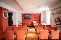 Hotel Posta Hotels in Torno