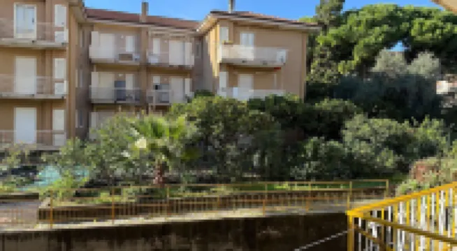 迪亞諾馬里納的M P海濱別墅