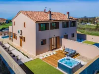 Family Villa with Pool, Wellness - Homestays