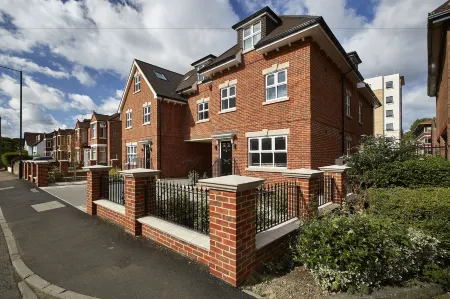 Viridian Apartments in Maidenhead Serviced Apartments - Imperial Court