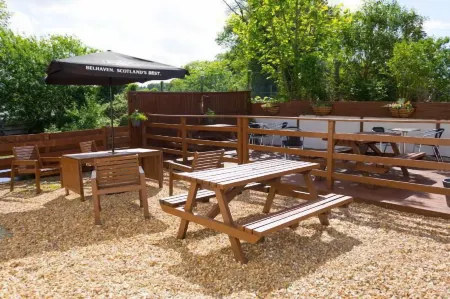 The Crown Hotel Отели в г. Ньютон Стюарт