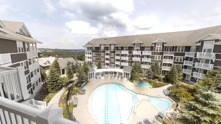 Allegheny Springs Отели рядом с достопримечательностью «Splitrock Pools»