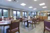 Comfort Hotel Etampes - พร้อมอาหารเช้า