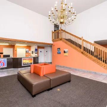 Motel 6 Waterloo, IA