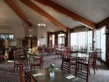 Corn Mill Lodge Hotel Отели рядом с достопримечательностью «Университет Лидс»