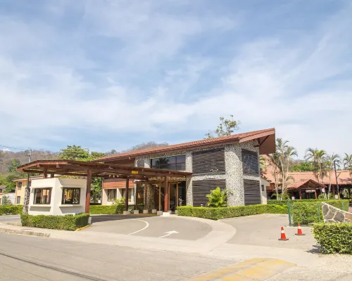 Nacazcol Hotel y Villas Hotels in Sardinal