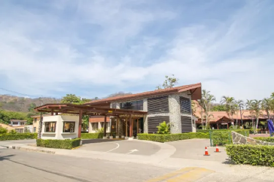 Nacazcol Hotel y Villas