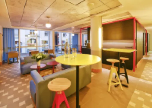 雷恩中心國會大廈美居飯店