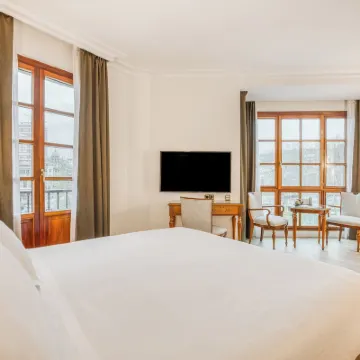 Sercotel Arenal Bilbao Hotels near Plaza Nueva