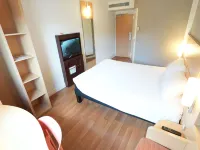 Ibis Vitré Centre Hotels in Erbrée