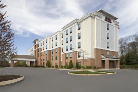 Hampton Inn & Suites Yonkers - Westchester