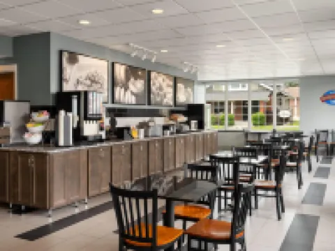 Baymont by Wyndham Jefferson City Hotels in Cole County
