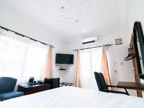 KoKo Palm Inn Ltd