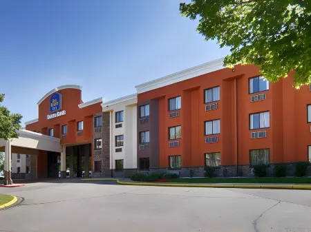 Best Western Plus Dakota Ridge