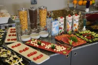 ÇAĞ Otel - Desayuno