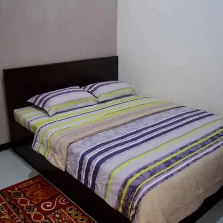 Omah Etan Batu